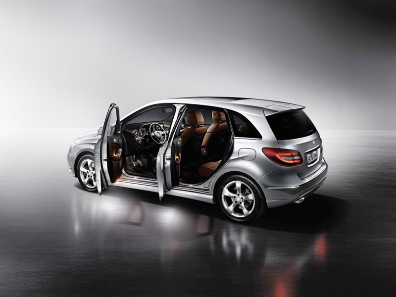 Широкие дверные проемы упрощают посадку-высадку.