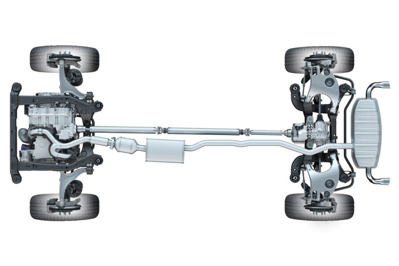 Ходовая и трансмиссия AWD заимствованы у ниссановского Murano.