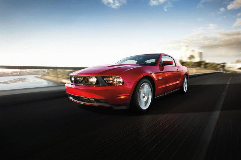 Ford Mustang GT 2012: Живая легенда