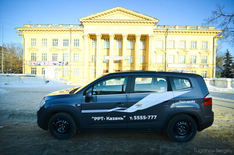 В основе свежеиспеченного минивэна Шевроле Орландо лежит растянутая на 75мм платформа от Chevrolet Cruze и  Opel Astra J.