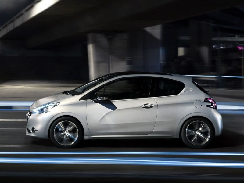 Peugeot 208 Хэтчбек (3 дв.)