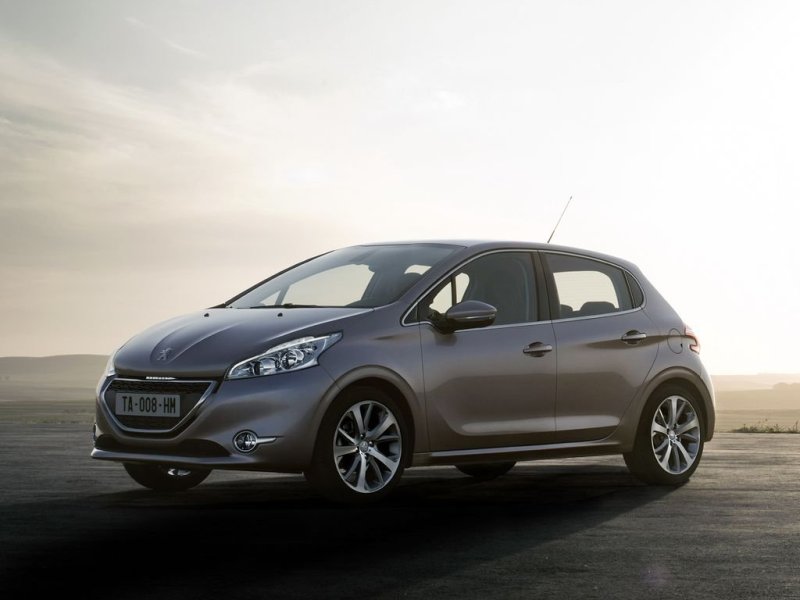 Peugeot 208 Хэтчбек (5 дв.)