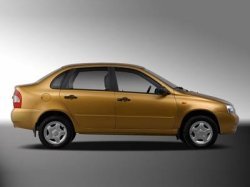 В РФ на 1 000 жителей приходится 249 легковых автомобилей