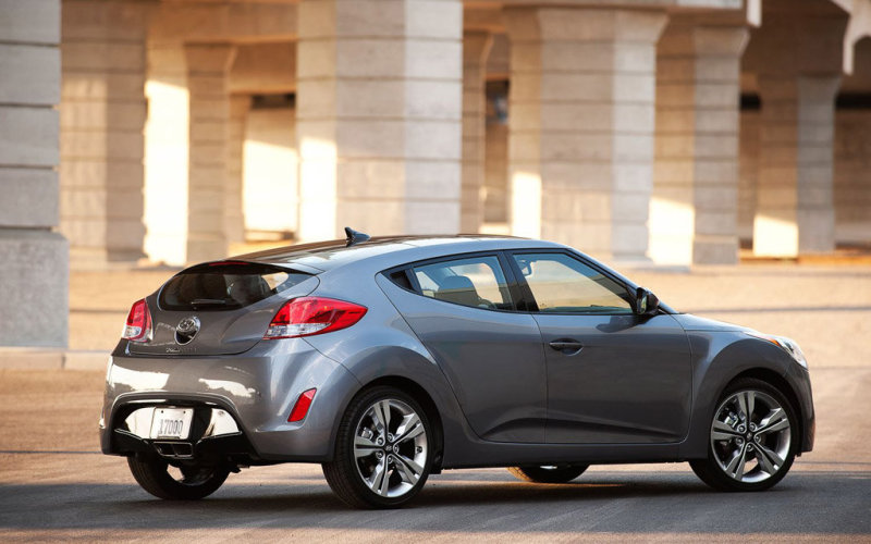 С «кормы» новая модель Hyundai выглядит еще круче, чем спереди.