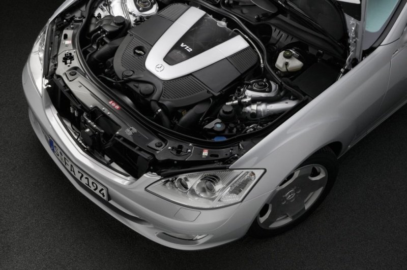 И 6-литровый 517-сильный V12 для моделей S600.