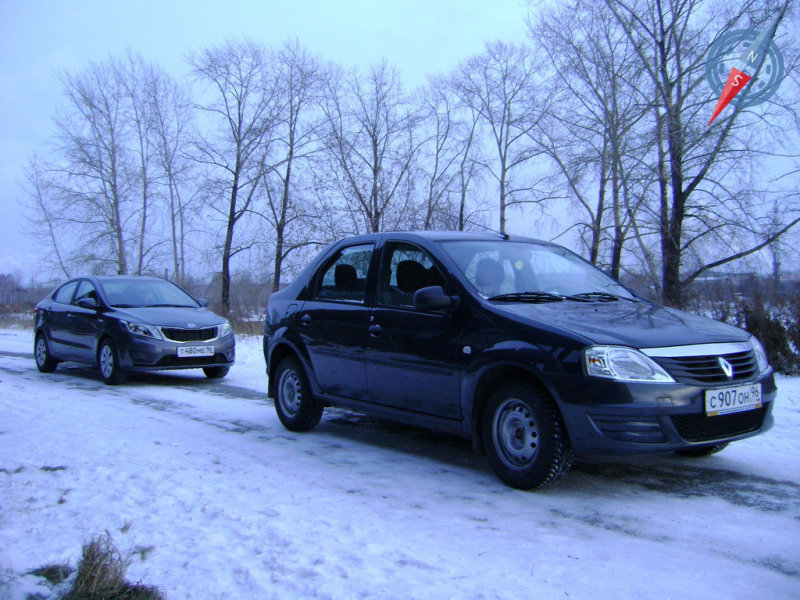 На ровной дороге Rio стоит увереннее, а Logan, как известно, предпочитает «пересечёнку».