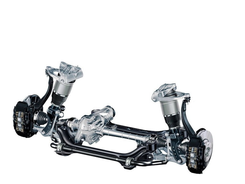 Подвеска установлена на подрамники, что положительно сказывается на жесткости кузова.