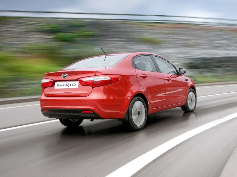 Седан KIA Rio (российская версия)