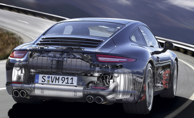 Оппозитная «шестерка» смонтирована в заднем свесе – как и в 1963 году.