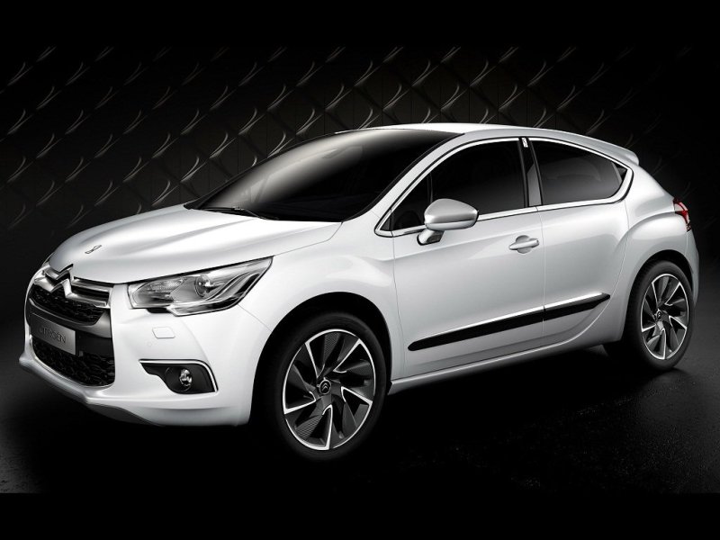 Citroen DS4: Французский чаровник