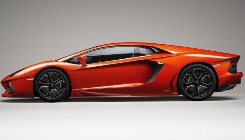 Lamborghini Aventador