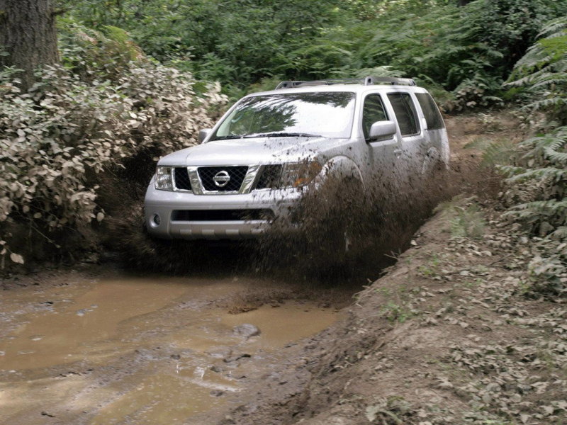 Грязевыми ваннами лучше не увлекаться – слишком слабая защита двигателя