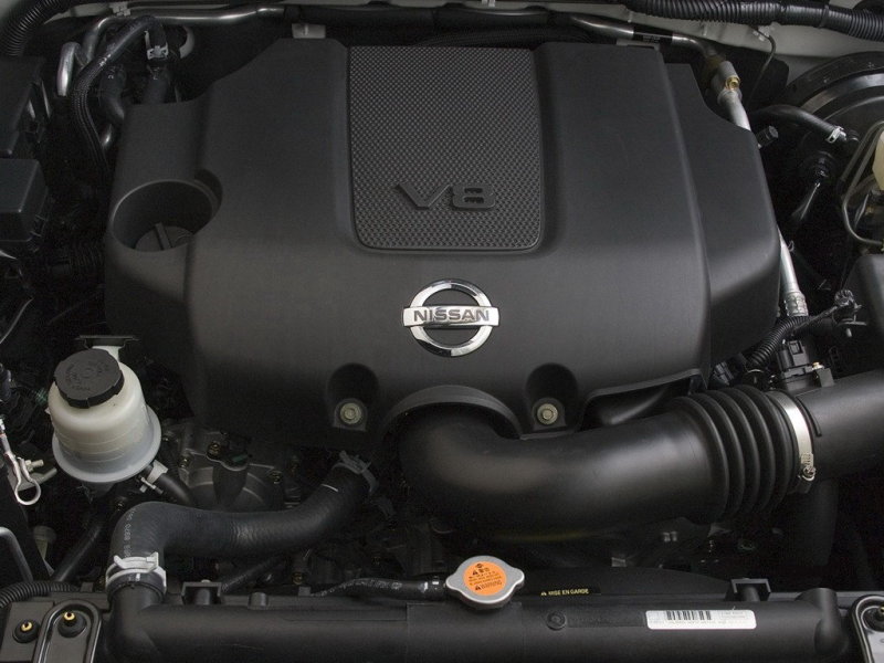 Машины с V8 официально в Россию не поставлялись. Может оно и к лучшему...