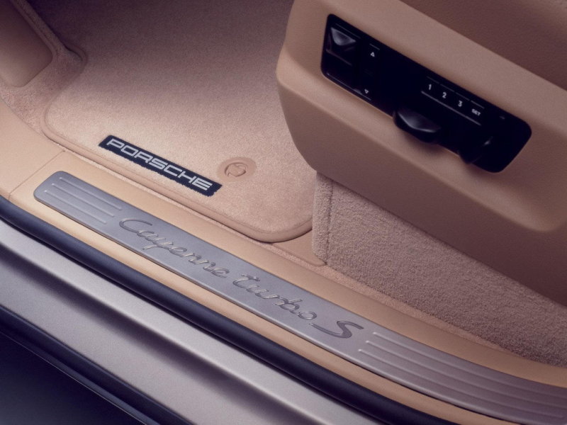 Количество электрорегулировок сидения удивит даже владельцев Mercedes