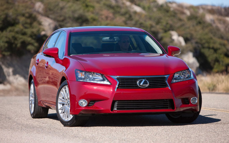 Lexus GS 2013: Японский конкурент