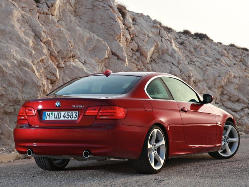 Настоящий спортсмен -  о чем лишний раз говорит плавник на крыше