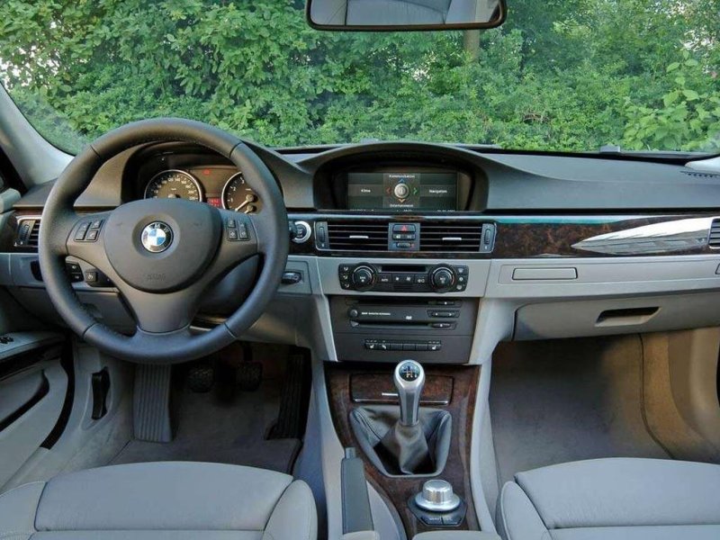 Возможны варианты и в другой цветовой гамме…