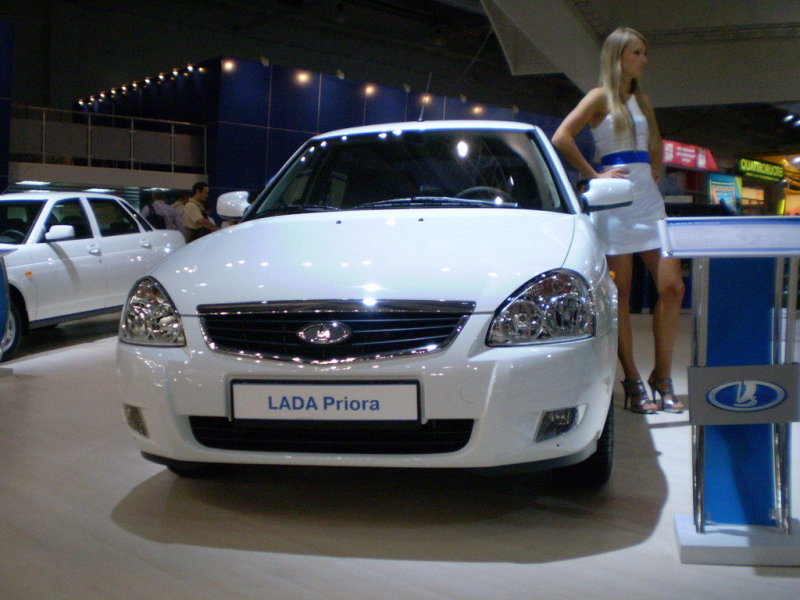 Lada Priora в комплектации супер-люкс 2011 году обзавелась новым экстерьером