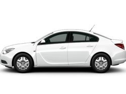 Чистая страсть – белый Opel Insignia OPC в салоне BLOCK!