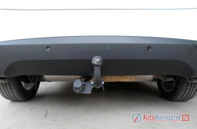 К дополнительному оборудованию автомобиля относится фаркоп, который уменьшает и без того скромный дорожный просвет