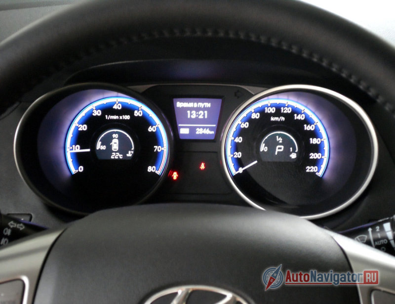 Приборная панель Optitron радует взор