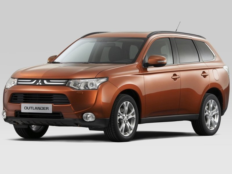 Mitsubishi Outlander 3: А вот и третий!