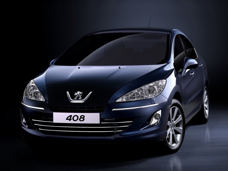 Peugeot 408: Многообещающий