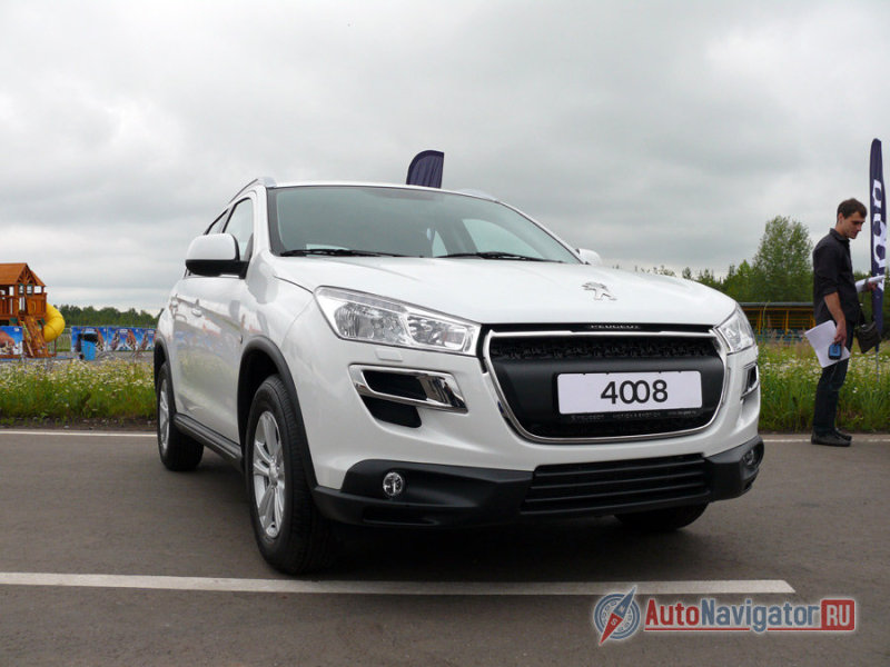 Неоспоримое преимущество Peugeot 4008 – внешность
