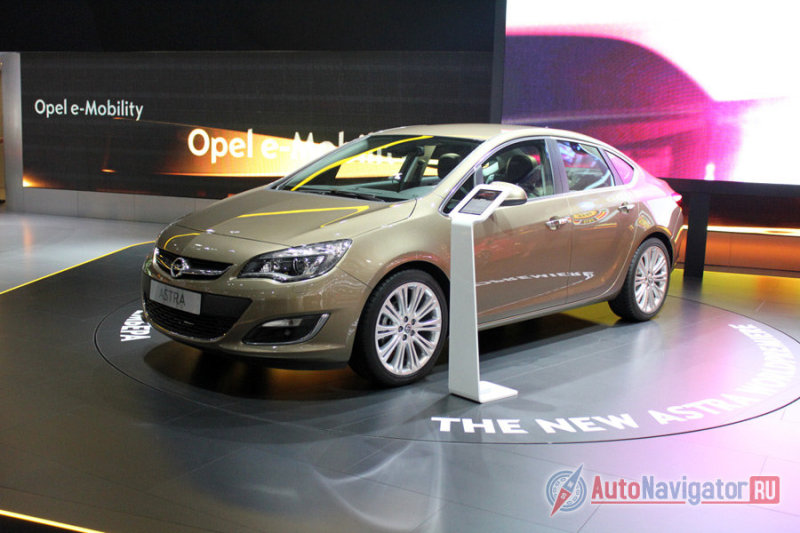 Opel Astra Sedan 
