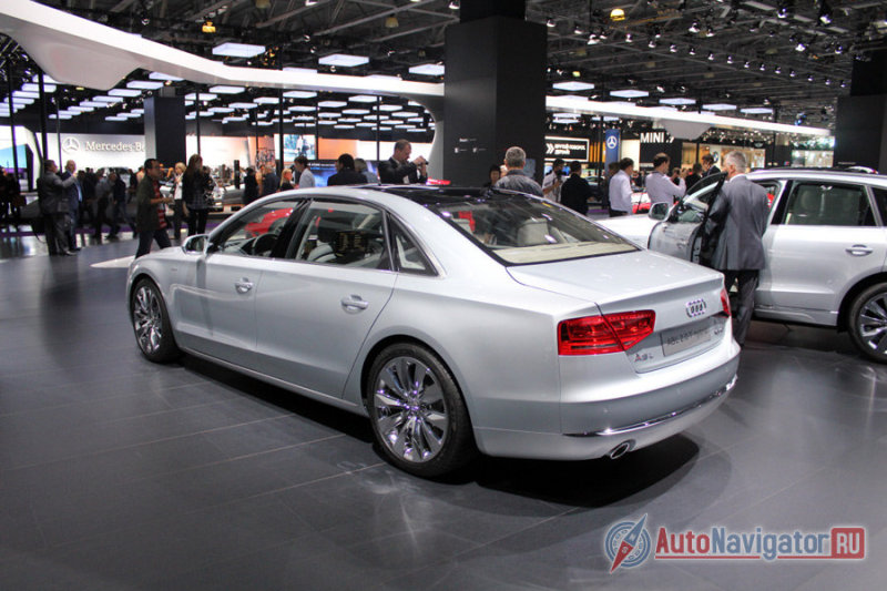 Audi A8L Hybrid