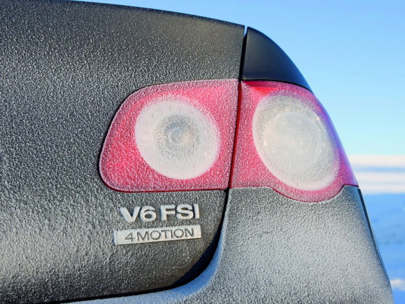 Приятное сочетание 3,2 V6 FSI с полным приводом 4Motion...