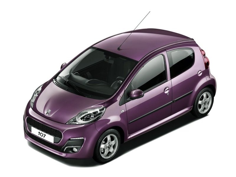 Peugeot 107 вариант 2012 года