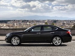 Infiniti M 2013 — в России от 1 900 000 рублей