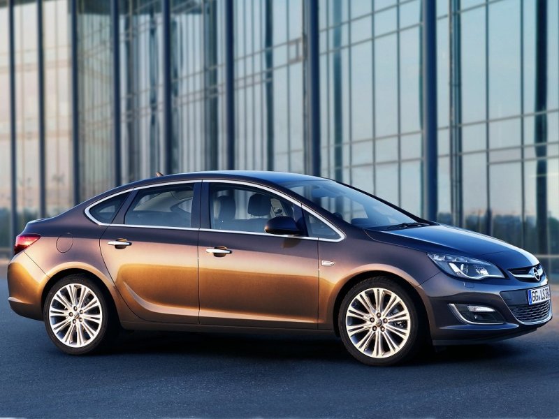 Opel Astra Sedan