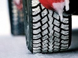 Госавтоинспекция призывает водителей быть внимательнее на дороге в связи с ухудшением погоды