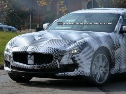 Maserati Quattroporte New дебютирует на выставке в Детройте