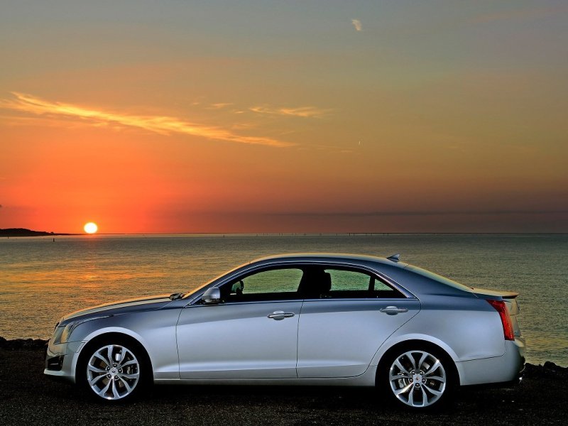 Профиль симпатичен, хотя высоту нижней части кузова следовало бы немножко умерить