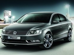 Предновогодний парад Volkswagen Passat в «Фольксваген Центр Авторусь»
