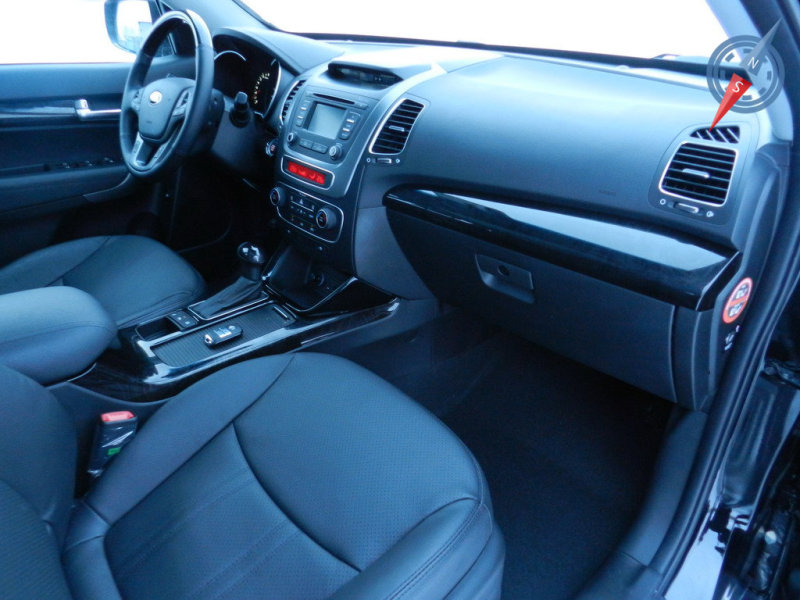 Общая архитектура салона нам уже знакома, а вот отдельные элементы значительно изменились