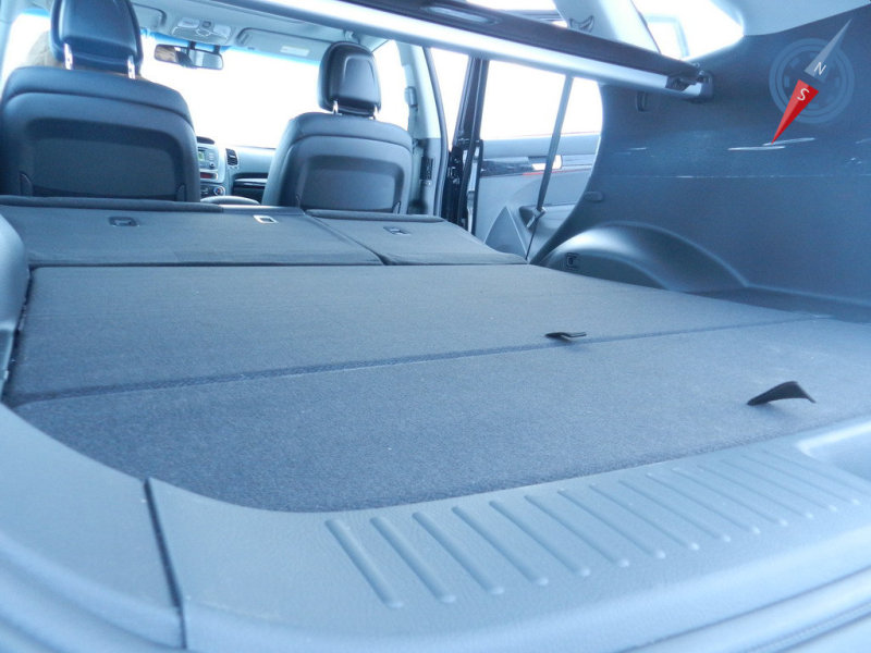 В таком «трюме» можно и спать, и шкафы возить