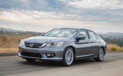 Honda Accord 2013: Американский японец