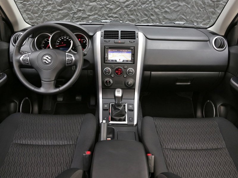 Новая навигационная система Garmin имеет 6.1-дюймовый сенсорный дисплей и систему распознавания голоса