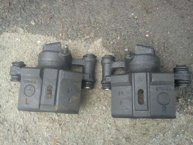 Клинит тормоза? Значит, пора менять суппорты