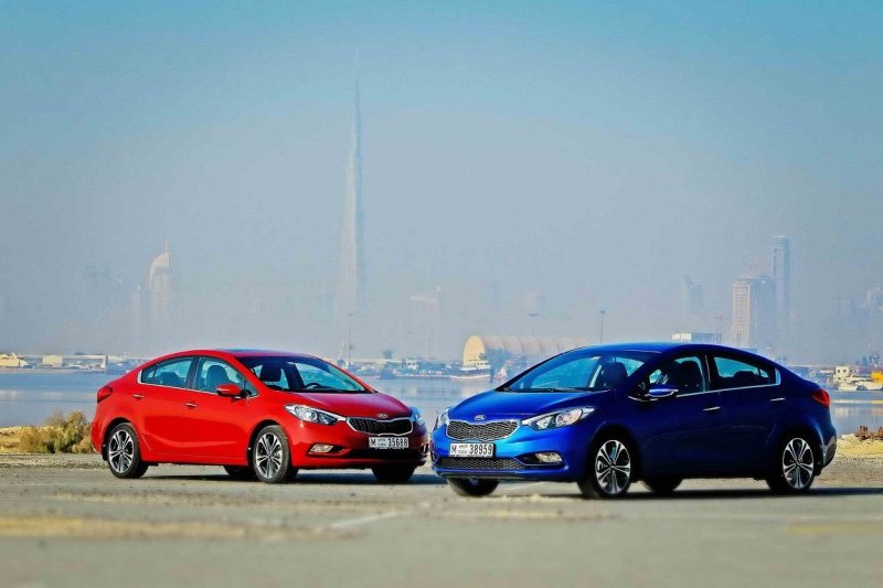 Низкие наклоны стоек крыши, великолепный коэффициент аэродинамического сопротивления(0.27 Cx), все это демонстрирует инженерную мощь Kia