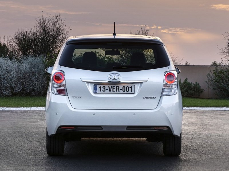 Корма преобразилась за счет нового бампера с диффузором