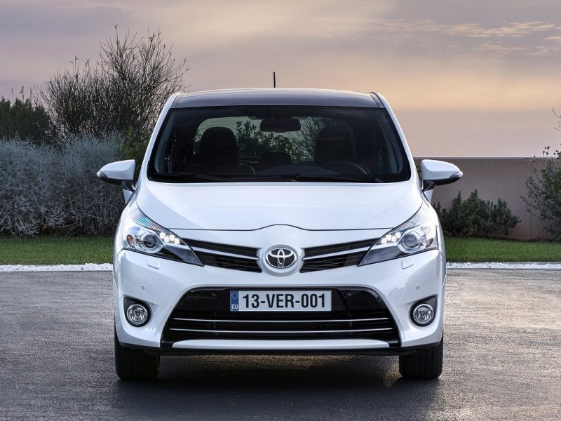 Toyota Verso 2013