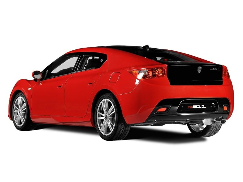 Корма смотрится стильно, с данного ракурса кажется, что в ней нет ничего лишнего