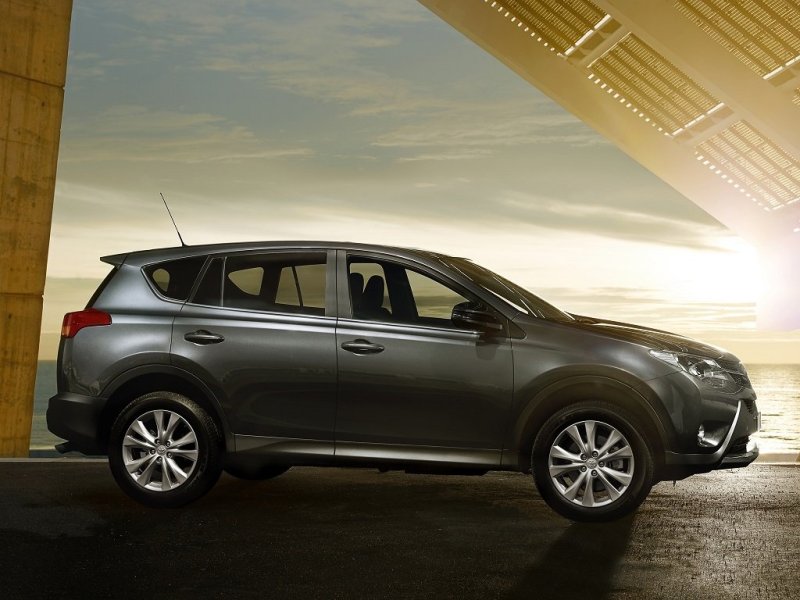 Toyota RAV4 2013