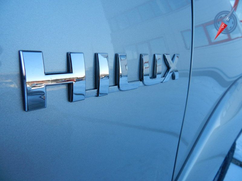 Легендарное имя Hilux несет уже шестой по счету наследник исходной модели