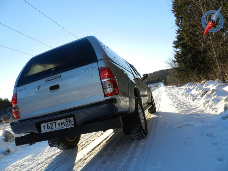 Затяжные перегоны по таким дорогам могут Вас не беспокоить – запас прочности конструкции позволяет, да и расход на уровне 12 л/100 км избавит от судорожных поисков заправки